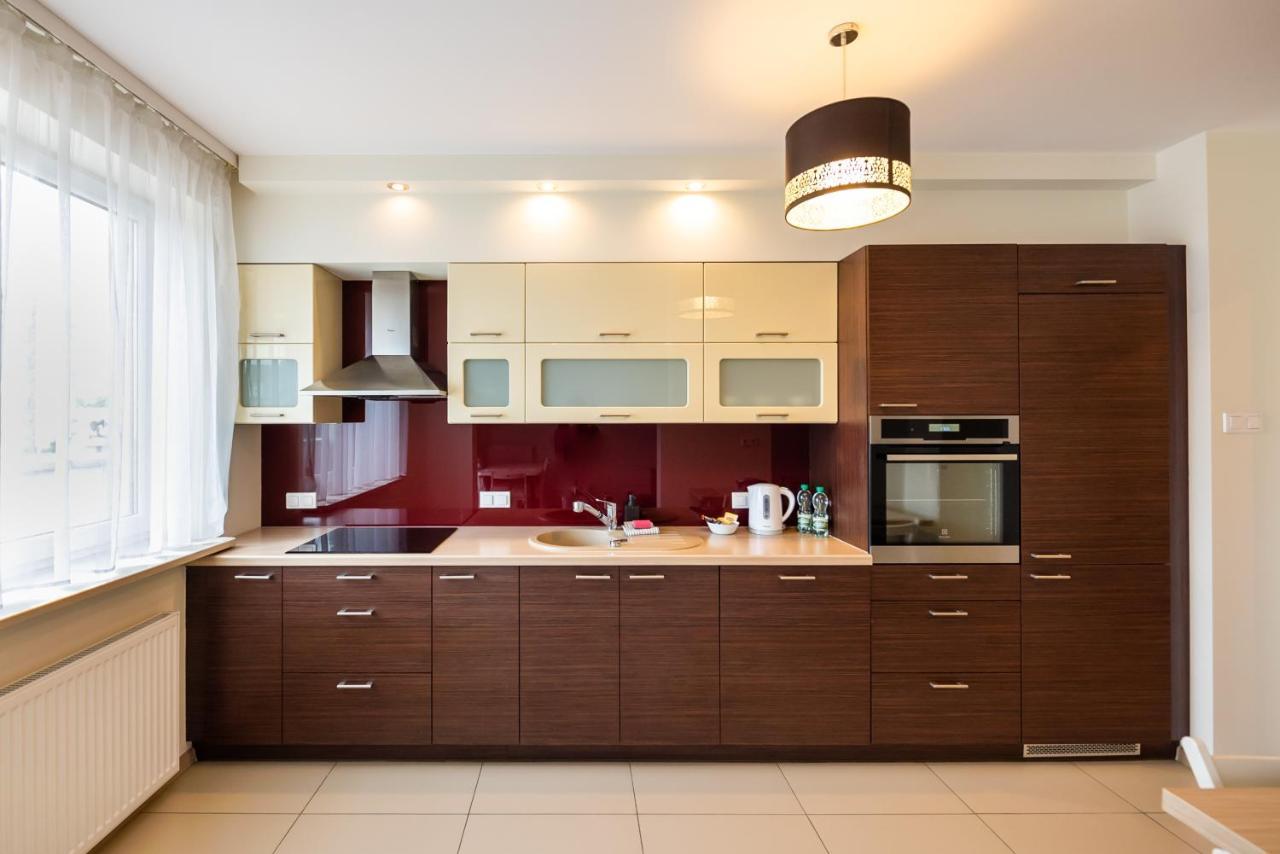 Metro Kondratowicza Spacious Apartment Варшава Екстериор снимка