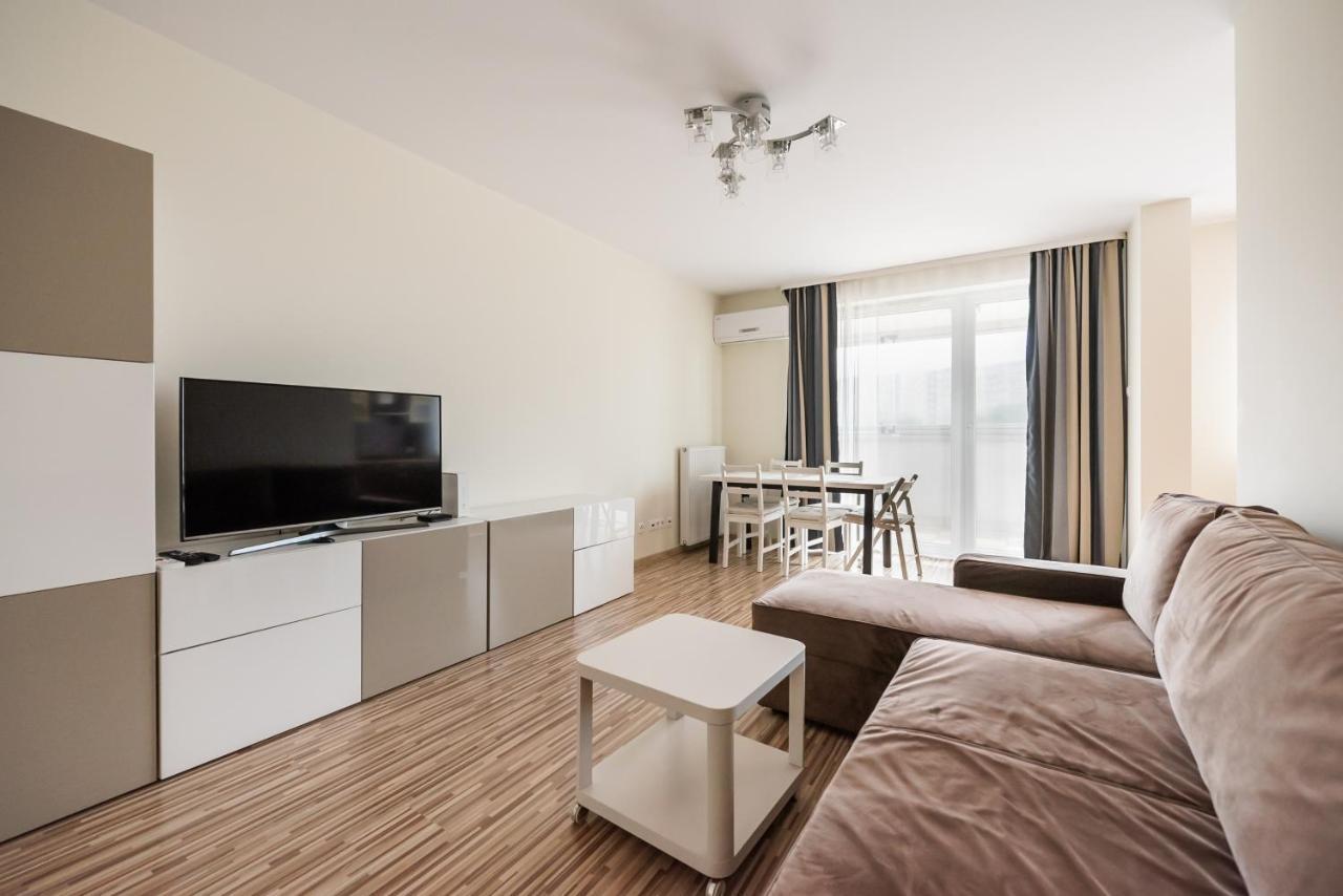 Metro Kondratowicza Spacious Apartment Варшава Екстериор снимка